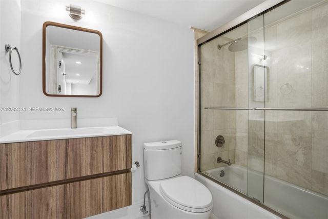 600 Grapetree Dr 4BS, Key Biscayne, FL 33149