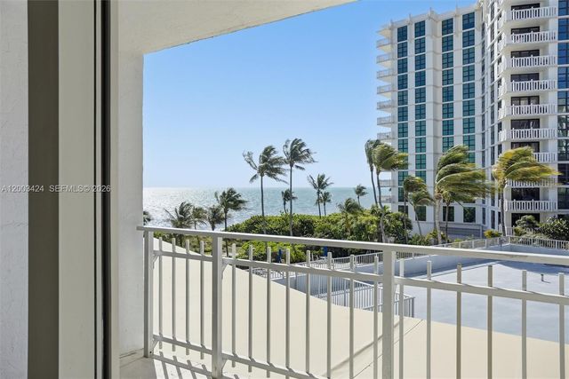 600 Grapetree Dr 4BS, Key Biscayne, FL 33149