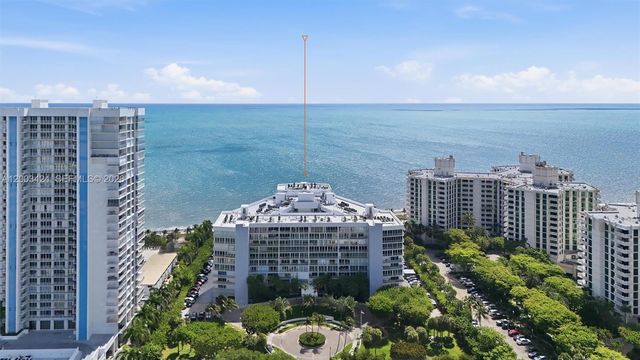 600 Grapetree Dr 4BS, Key Biscayne, FL 33149