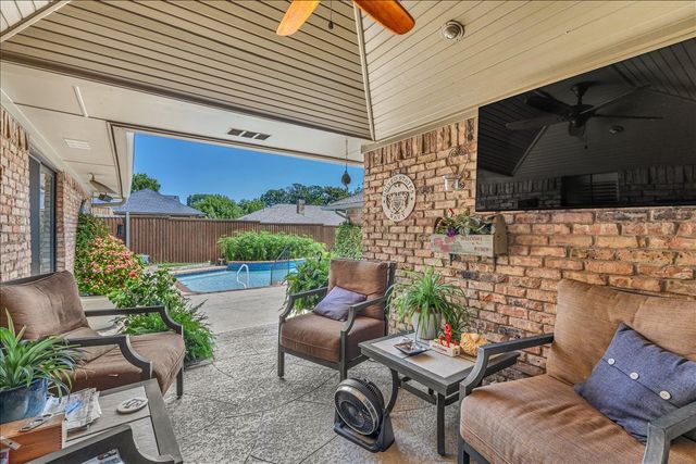1609 Lake Hill Lane, Plano, TX 75023