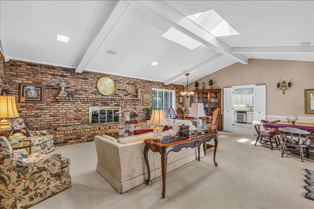 1609 Lake Hill Lane, Plano, TX 75023