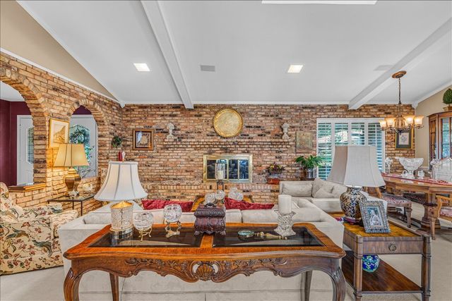 1609 Lake Hill Lane, Plano, TX 75023