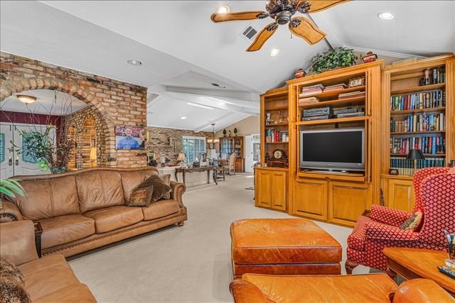 1609 Lake Hill Lane, Plano, TX 75023