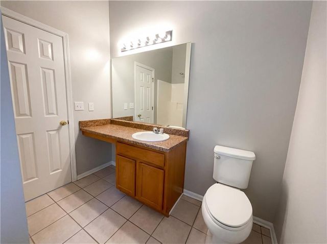 2690 Rambling Way, Lithonia, GA 30058