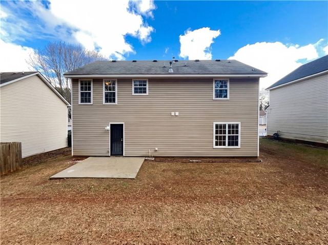 2690 Rambling Way, Lithonia, GA 30058
