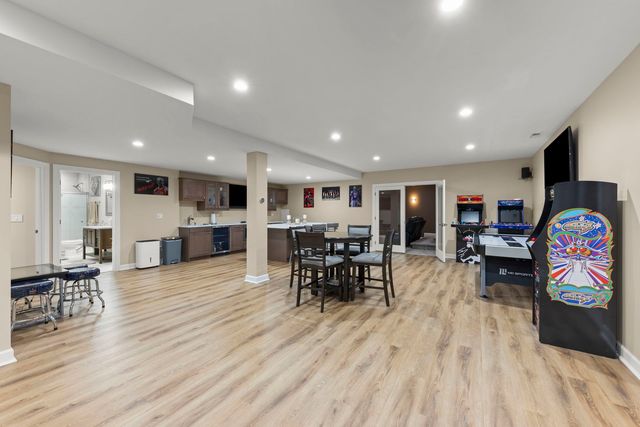 20963 Benjamin Drive, Shorewood, IL 60404