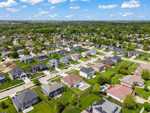 20963 Benjamin Drive, Shorewood, IL 60404