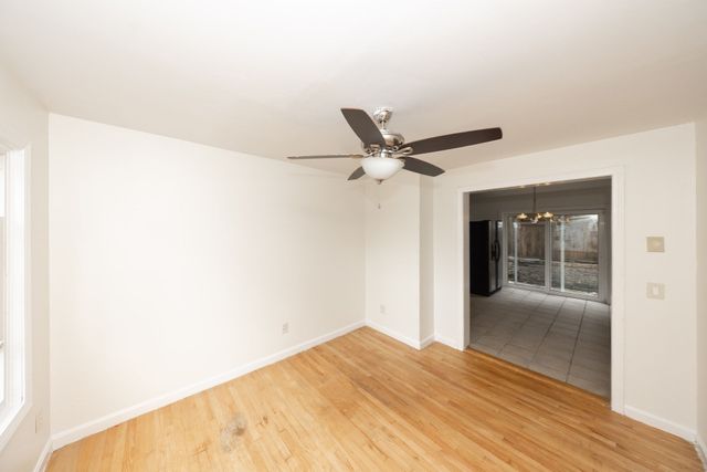 24 Ellsmere St, Worcester, MA 01604