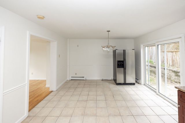 24 Ellsmere St, Worcester, MA 01604
