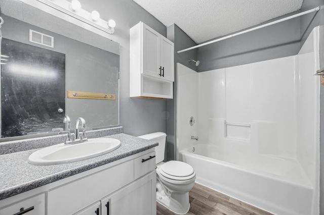 1841 13th Street E, West Fargo, ND 58078