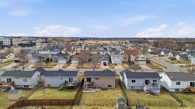 1841 13th Street E, West Fargo, ND 58078