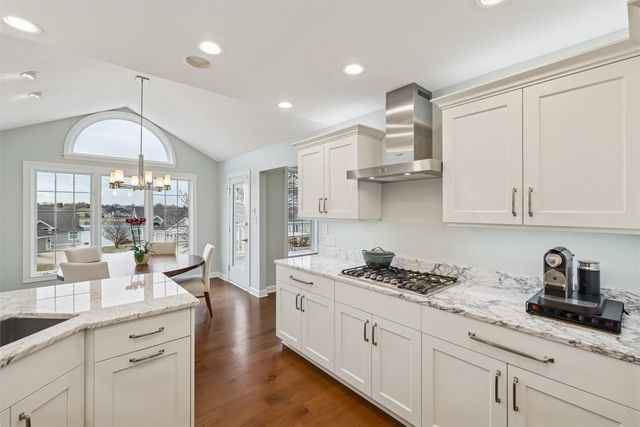 13749 Bay Hill Court, Clive, IA 50325