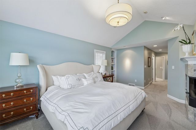 13749 Bay Hill Court, Clive, IA 50325