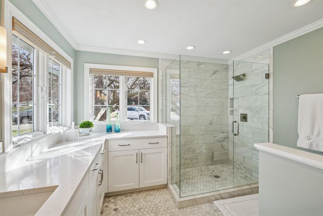 13749 Bay Hill Court, Clive, IA 50325