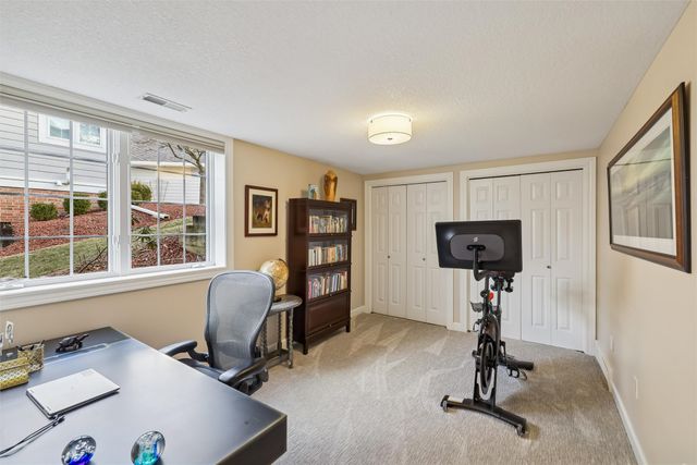 13749 Bay Hill Court, Clive, IA 50325