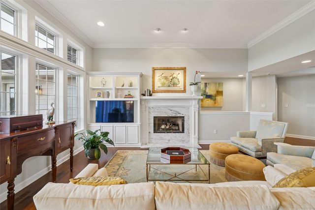 13749 Bay Hill Court, Clive, IA 50325