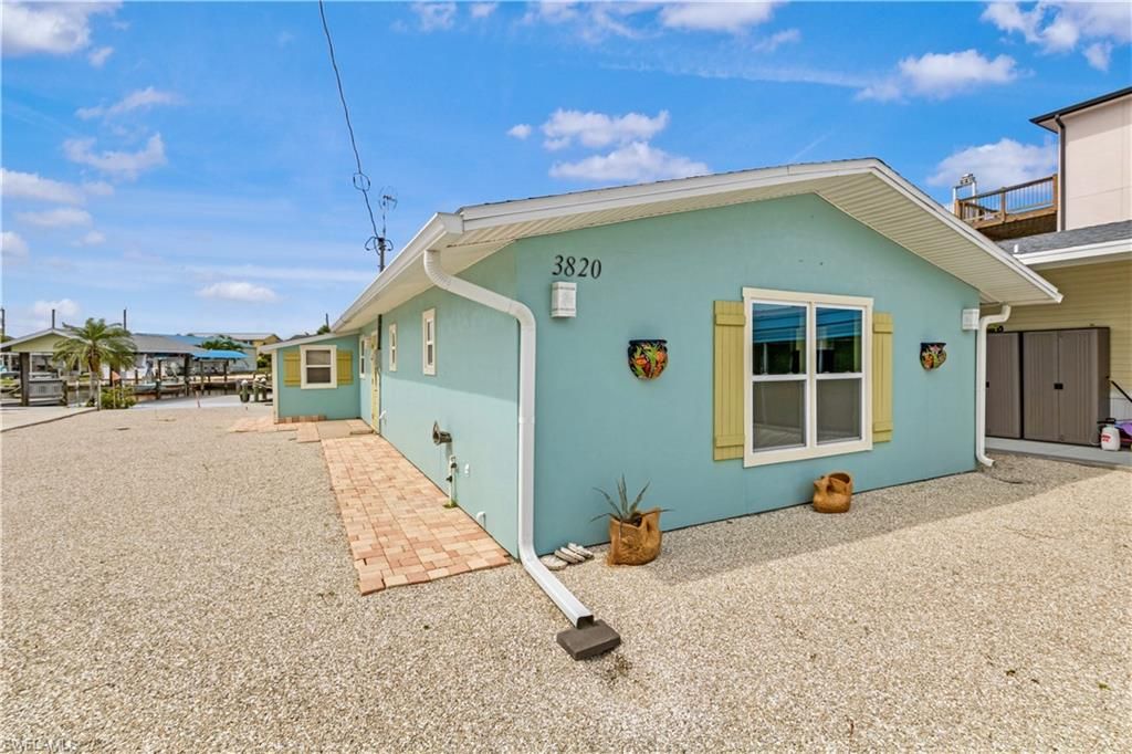 3820 Coconut DR, St. James City, FL 33956