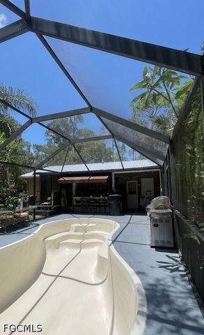 440 14th AVE NE, Naples, FL 34120