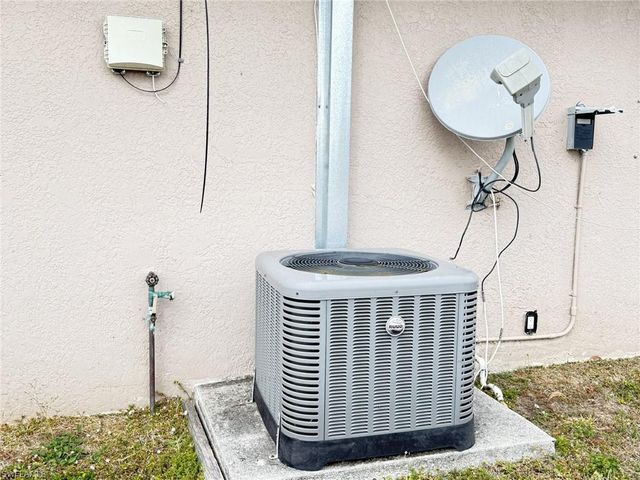 1817 Santa Barbara BLVD, Cape Coral, FL 33991