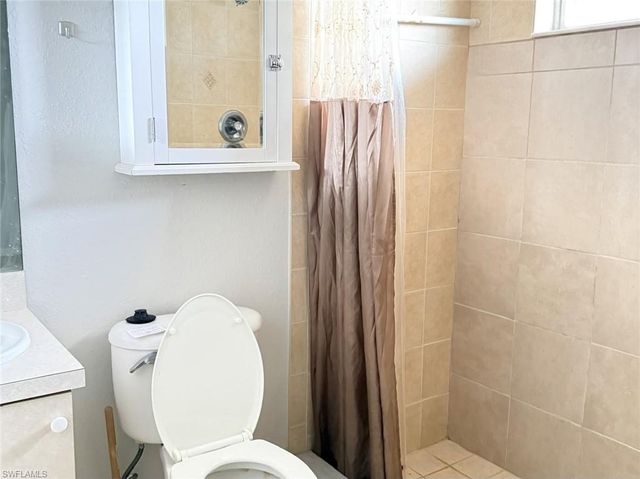 1817 Santa Barbara BLVD, Cape Coral, FL 33991