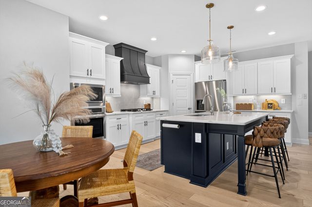 72 Sanders Crossing, Newnan, GA 30263