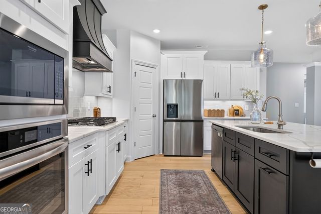 72 Sanders Crossing, Newnan, GA 30263