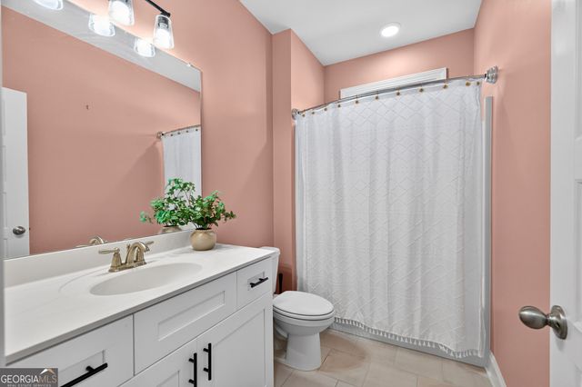 72 Sanders Crossing, Newnan, GA 30263