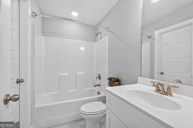 72 Sanders Crossing, Newnan, GA 30263