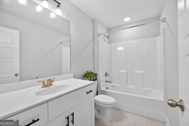 72 Sanders Crossing, Newnan, GA 30263