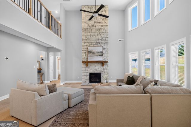 72 Sanders Crossing, Newnan, GA 30263