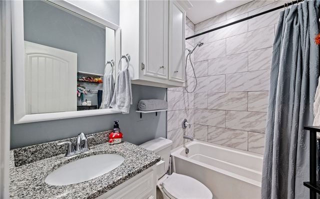 2902 Ruth St, Corpus Christi, TX 78405