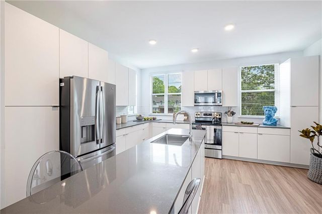 72 Milton Avenue SE 1402, Atlanta, GA 30315
