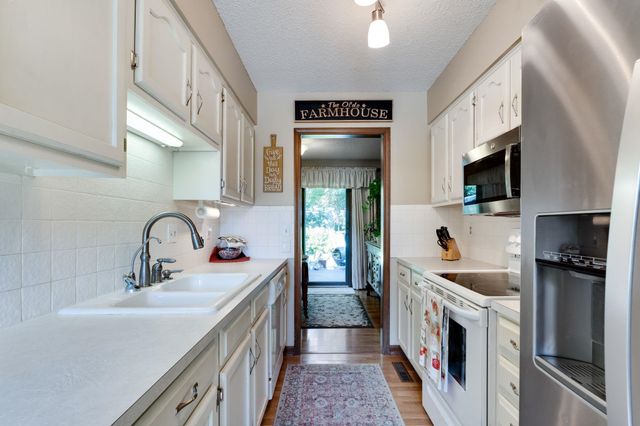 316 Lexington St, Andover, KS 67002