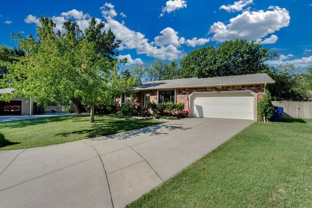 316 Lexington St, Andover, KS 67002