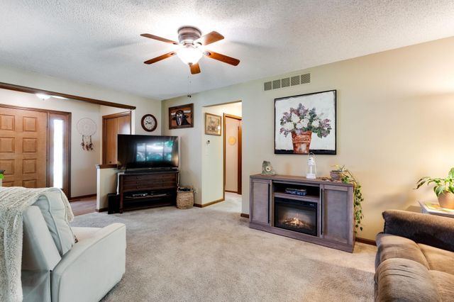 316 Lexington St, Andover, KS 67002