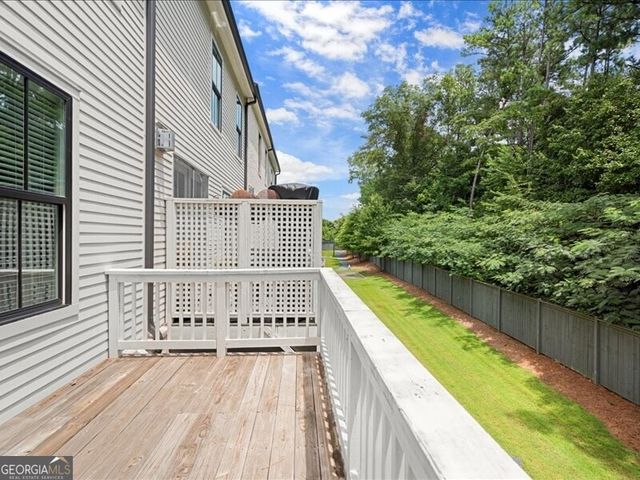 6136 Eves Way, Norcross, GA 30071