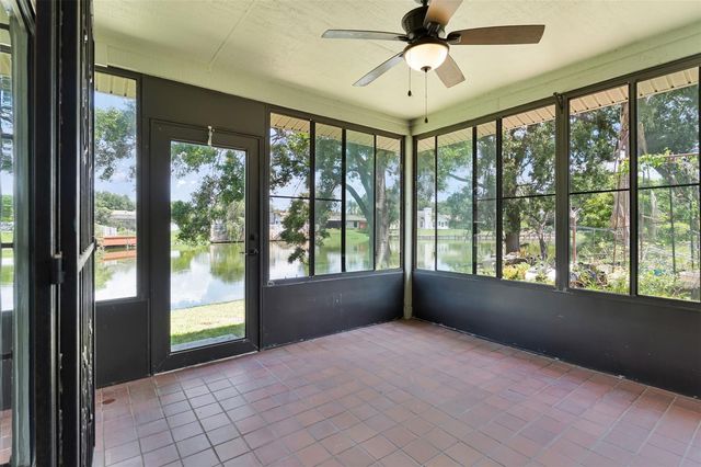 8208 LA SERENA DRIVE, Tampa, FL 33614