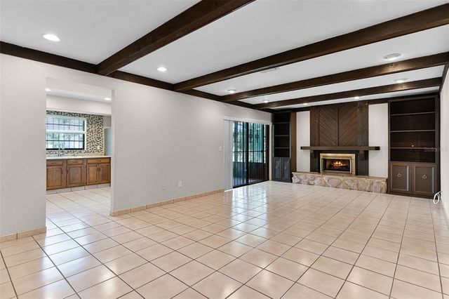 8208 LA SERENA DRIVE, Tampa, FL 33614