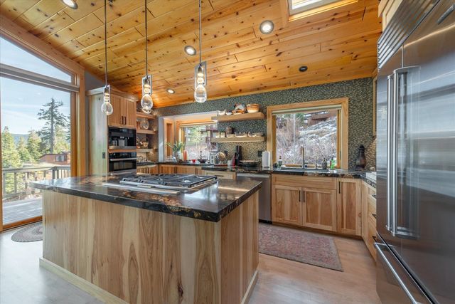 1580 Upper Bench Road, Alpine Meadows, CA 96146