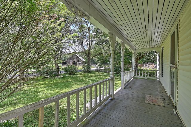 301 Keenburg Road Road, Bluff City, TN 37618