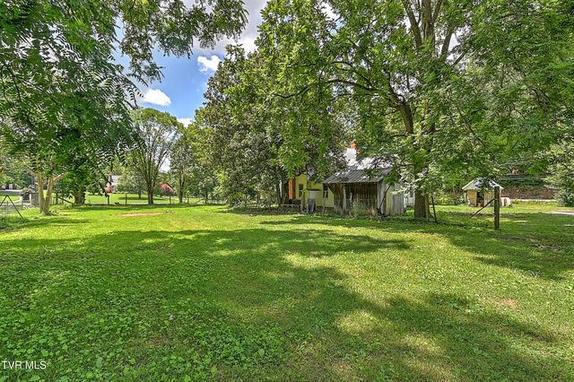 301 Keenburg Road Road, Bluff City, TN 37618