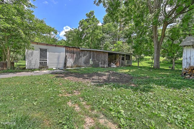 301 Keenburg Road Road, Bluff City, TN 37618