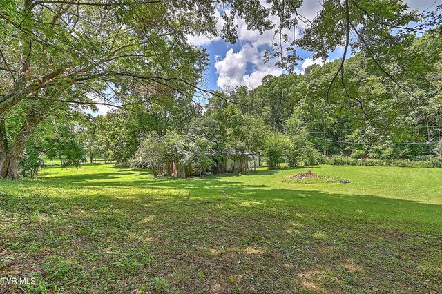 301 Keenburg Road Road, Bluff City, TN 37618
