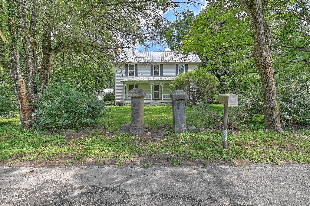 301 Keenburg Road Road, Bluff City, TN 37618
