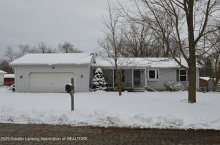 103 Thornway, Potterville, MI 48876