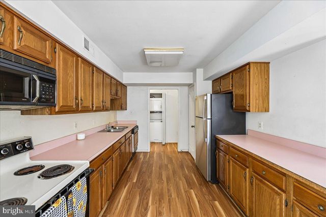 1569 CHURCH HILL PL, Reston, VA 20194