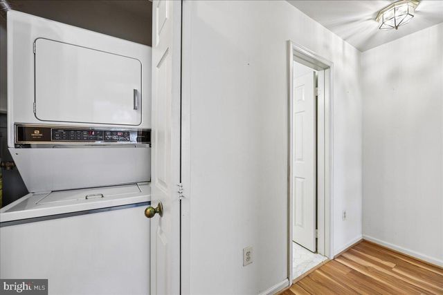 1569 CHURCH HILL PL, Reston, VA 20194