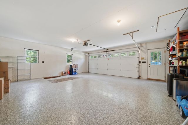 17 Parker Drive, Nashua, NH 03062