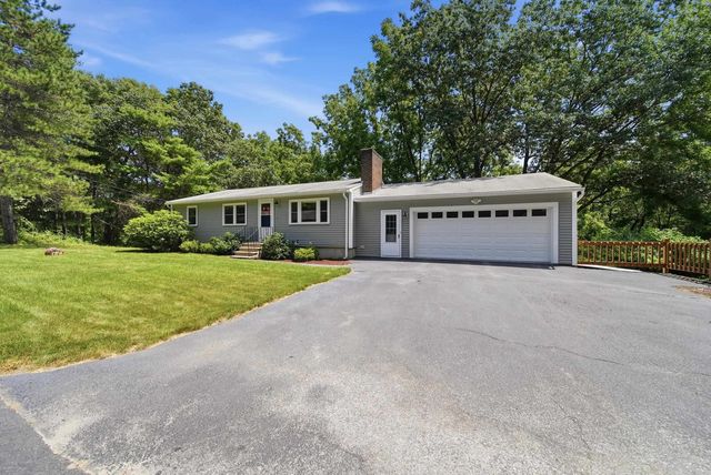 17 Parker Drive, Nashua, NH 03062