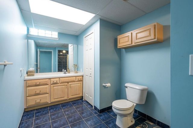 833 Lakewood Drive, Rochester Hills, MI 48309
